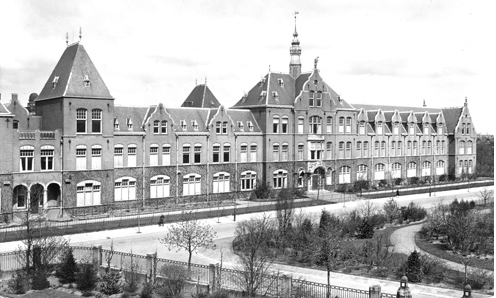 10: Rondleiding Science Centre